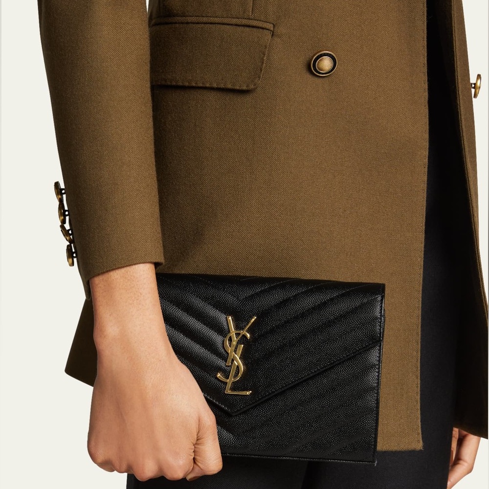 BNIB! MSRP$1995 YSL Saint Laurent Large Monogram Quilted Leather Wallet on Chain - Picture 4 of 16